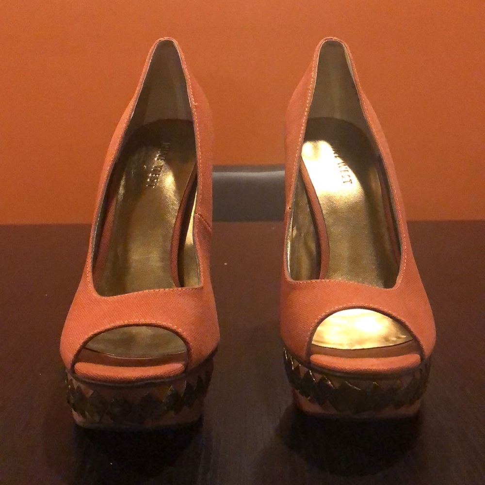 Women heels